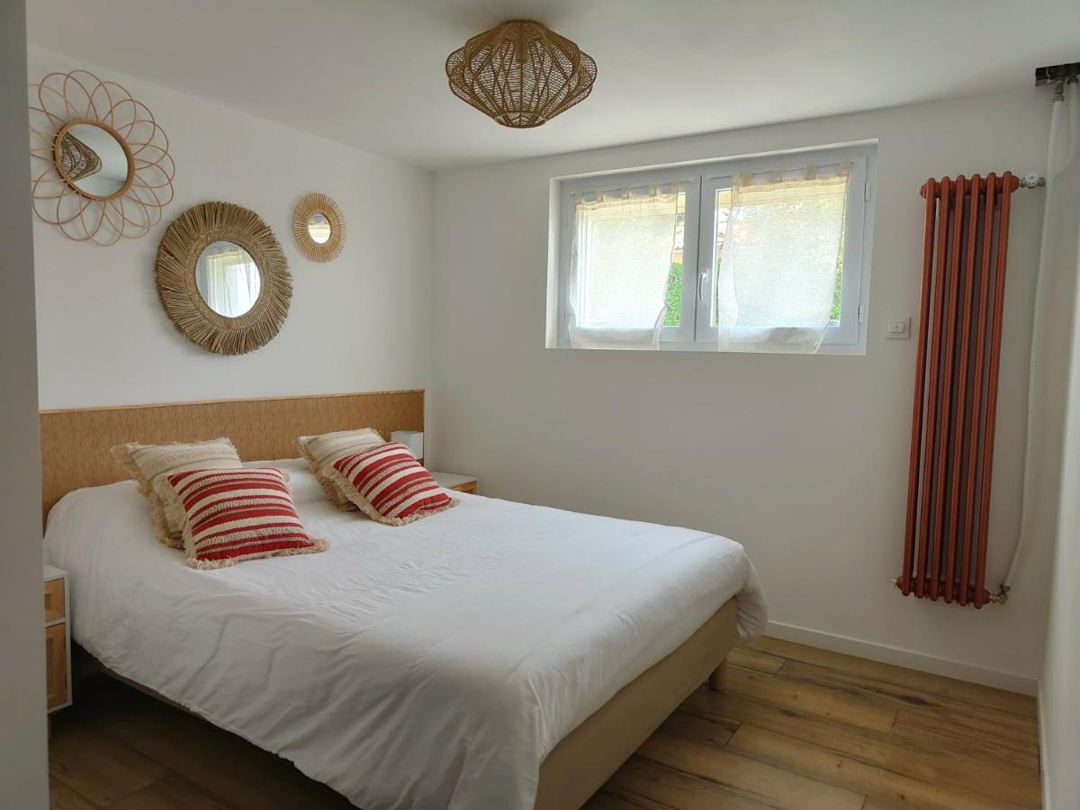 Apartament Le Faya Pouzauges Zewnętrze zdjęcie